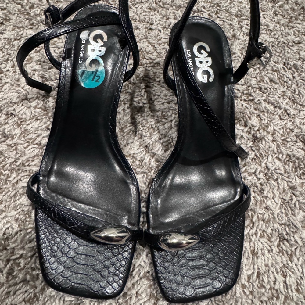 GBG Sandals